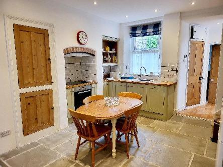8 Duke Street - Launceston Cornwall Eksteriør billede